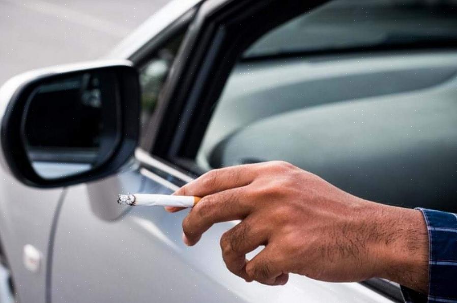 ריח סיגריות יכול לגרום לביתכם להרגיש כמו מועדון לילה גרוע ולגרום לרכב שלכם להריח כמו מאפרה גדולה