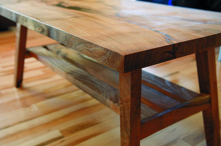 השלב הראשון כיצד להכין רגלי שולחן קפה הוא לעצב את רגלי שולחן הקפה