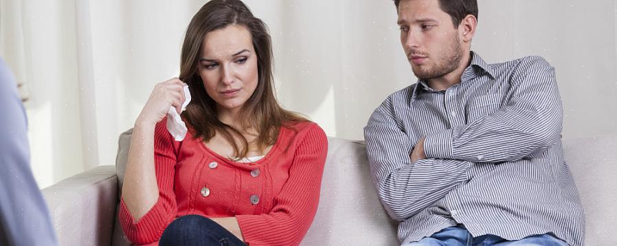 אחת הדרכים להודיע לבן הזוג שלך שאתה כן היא לאתר מקרים ספציפיים בהם טעית