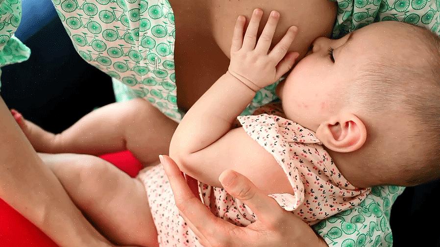 האתר breastfeeding.com מכיל ארכיון של כמה סרטוני הנקה