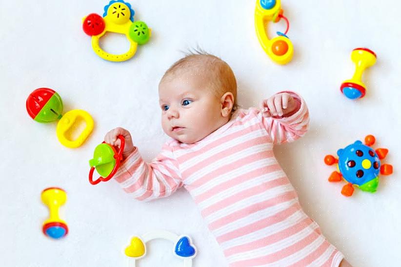 צעצועים שיש להם המון מוזיקה ותנועה עוזרים לעורר כמה חושים שונים בו זמנית אצל תינוק