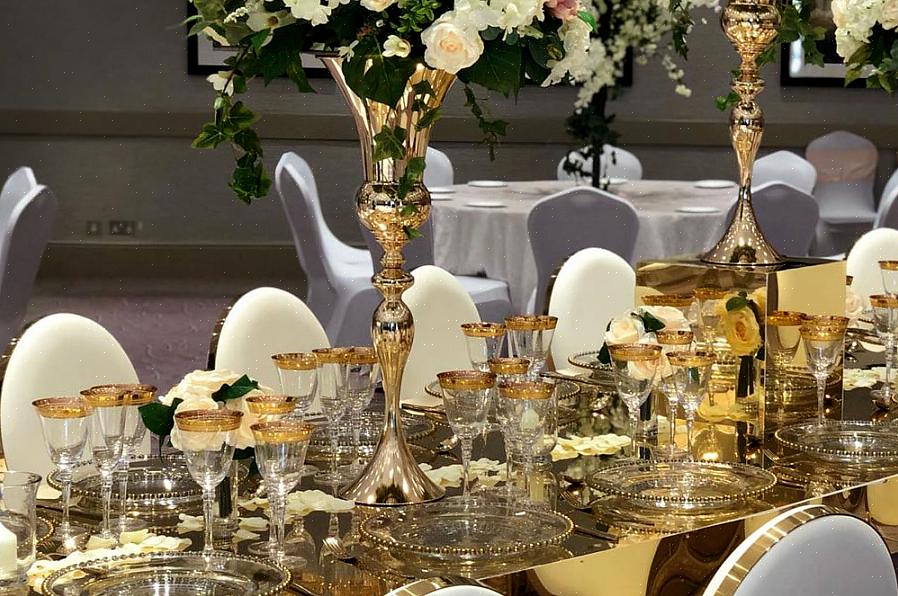 אתה אמור להיות מסוגל לבחור את כסאות האוכל הטובים ביותר לקבלת הפנים שלך בחתונה
