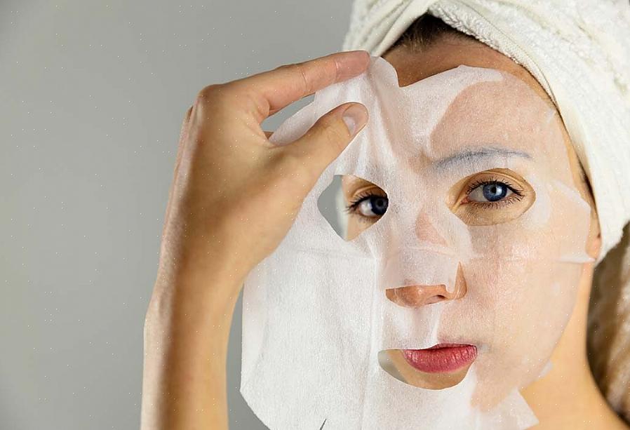 זה מקל עליך להכין מסכות פנים ביתיות משלך לסוגי עור שונים