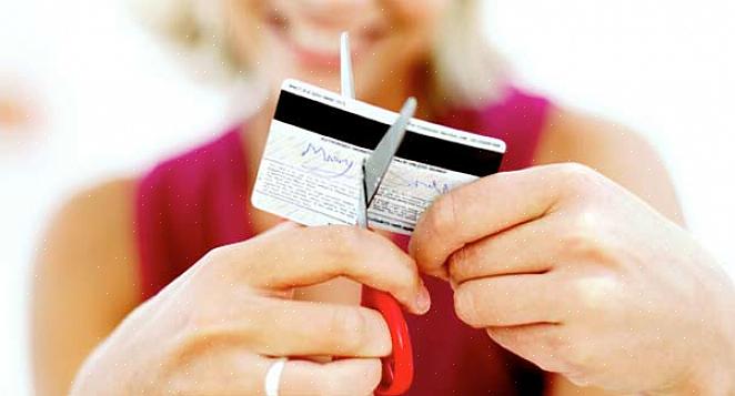 השתמש בטיפים אלה לתשלום חובות בכרטיס אשראי