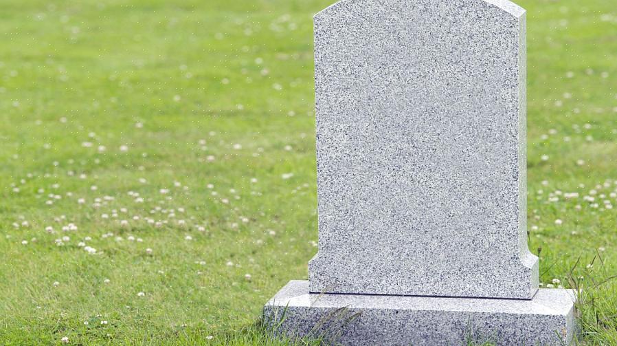אנשים נוקטים כעת ברכישת חלקת בית קברות משלהם בעודם בחיים