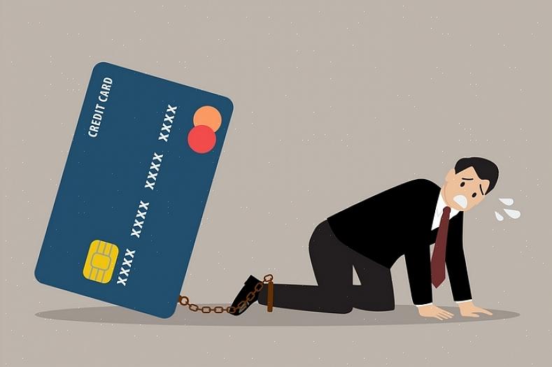 הנה סיבה טובה להתחיל להפחית את חובות כרטיסי האשראי שלך כעת