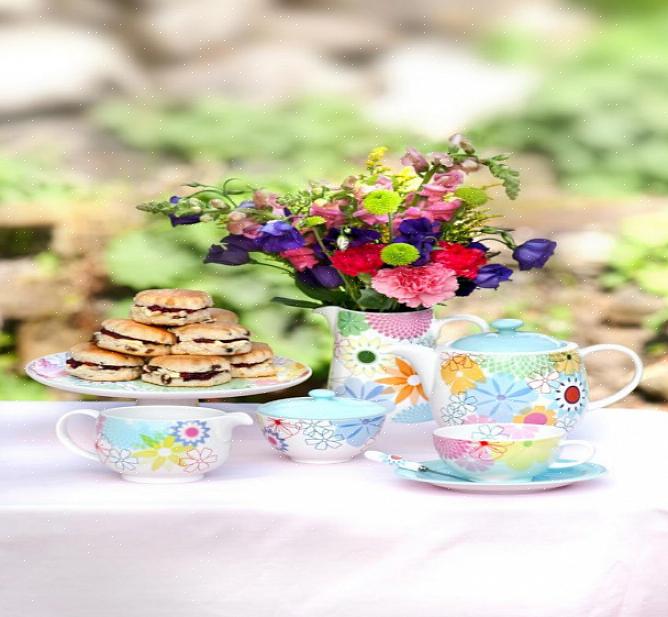 תוכלו לארח את מסיבת התה בביתכם במיוחד אם ברצונכם לשמור עליה בלעדית