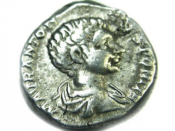גם אנשי המקצוע וגם החובבים נהנים מזיהוי מטבעות רומיים עתיקים