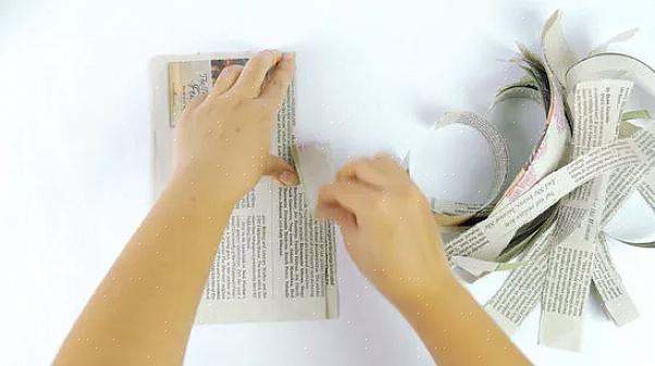 שימוש בקרטוני ביצה לפרויקטים של עיסת נייר מספק לך מקור זול ואחיד לבסיס עיסת הנייר שלך