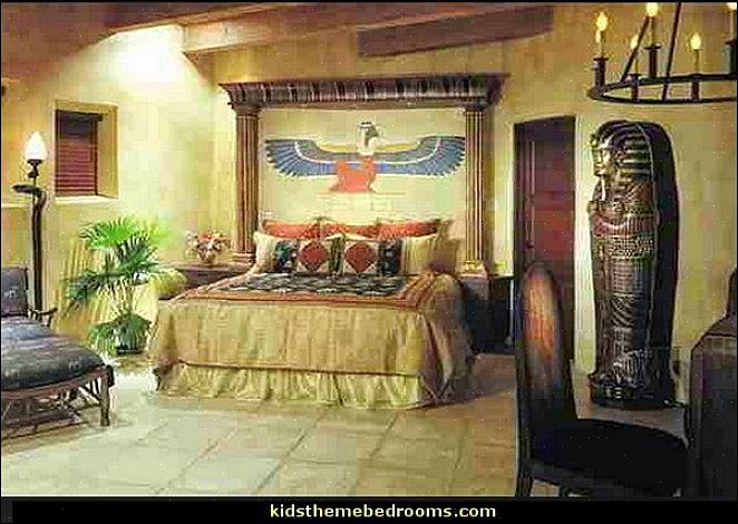 אתה יכול לחפש באינטרנט חדרי שינה עם נושא מצרי ולהשתמש בזה כהשראה שלך ליצירת חדר שינה משלך לפי נושא מצרי