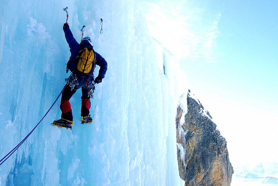 בגדי טיפוס על קרח - כאשר מטפסים על קרח