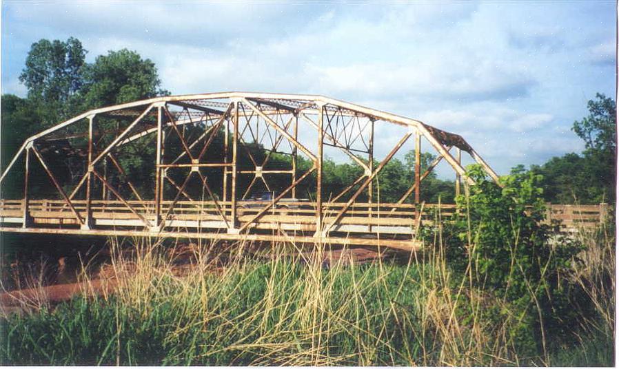 גשרי מסבך התפרסמו בשל שילובם בין עיצוב כלכלי