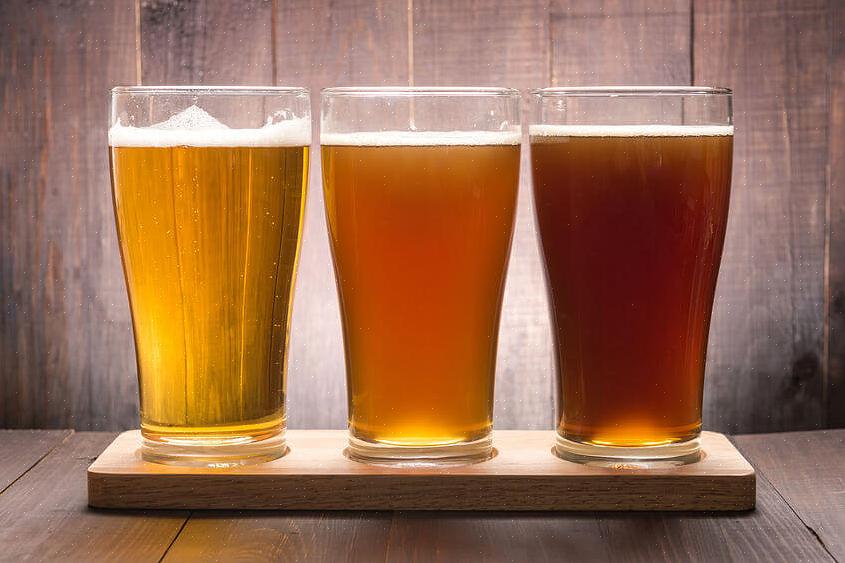 יתכן שתצטרך להתגורר במדינה לפרק זמן מוגדר לפני הגשת בקשה לרישיון בירה