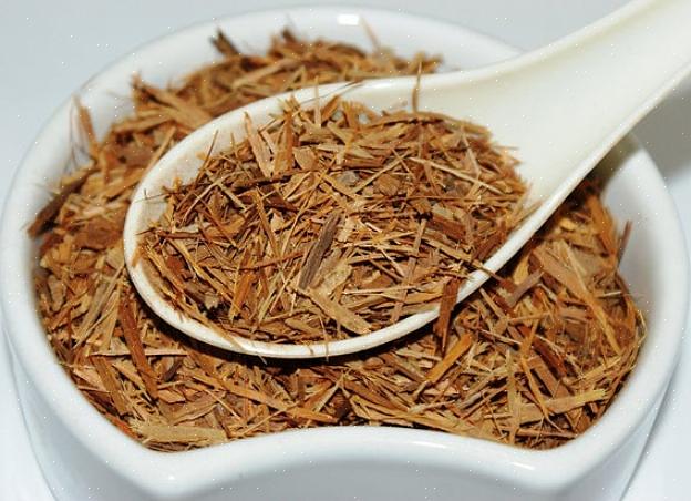 תה קטואבה מיוצר באופן מסורתי כמרתח המשלב את הקליפה המיובשת עם מים רותחים
