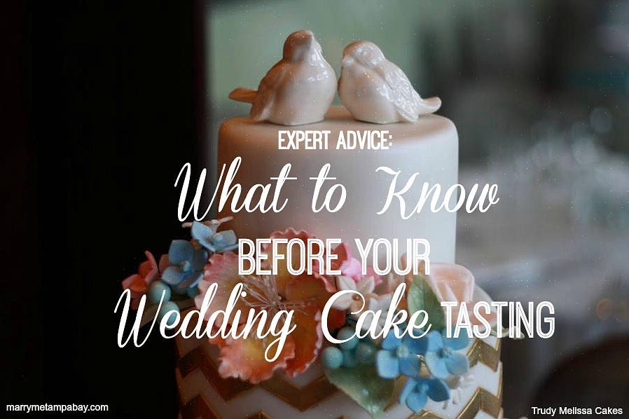 תוכלו לבקש מהקונדיטור להכין עוגות קטנות המבוססות על טעם עוגת החתונה שלכם