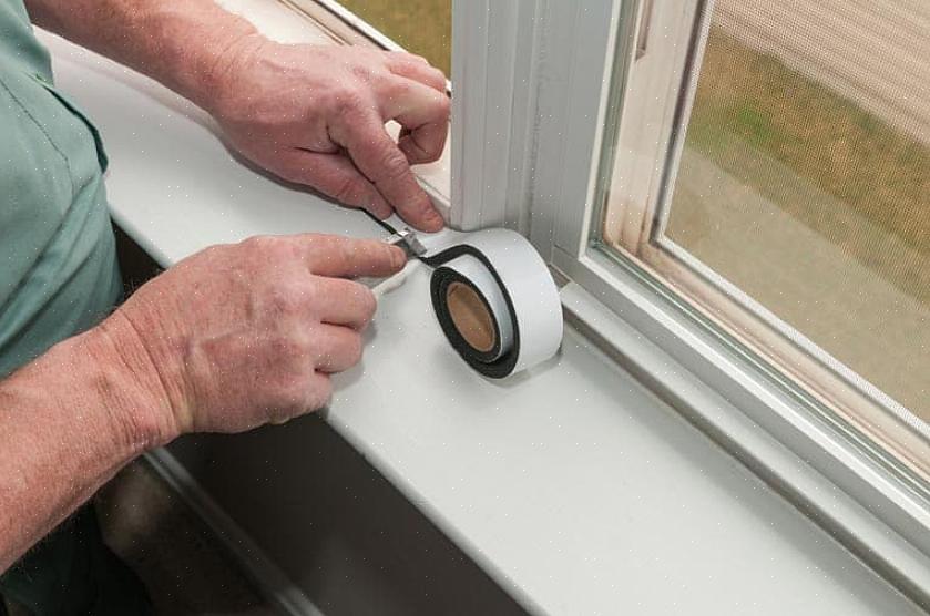 חותם באיכות גבוהה יכול לכסות כל סדק או להישבר לאורך מסגרת החלון